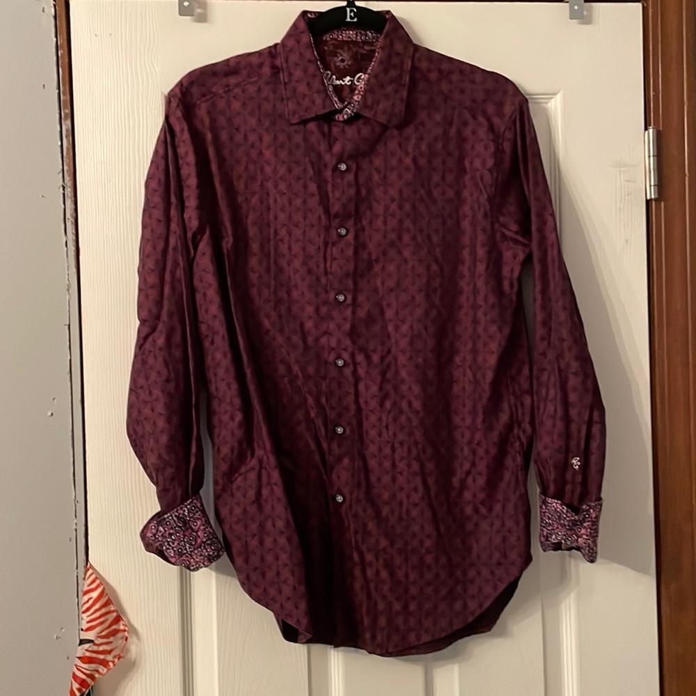 Robert graham small classic fit